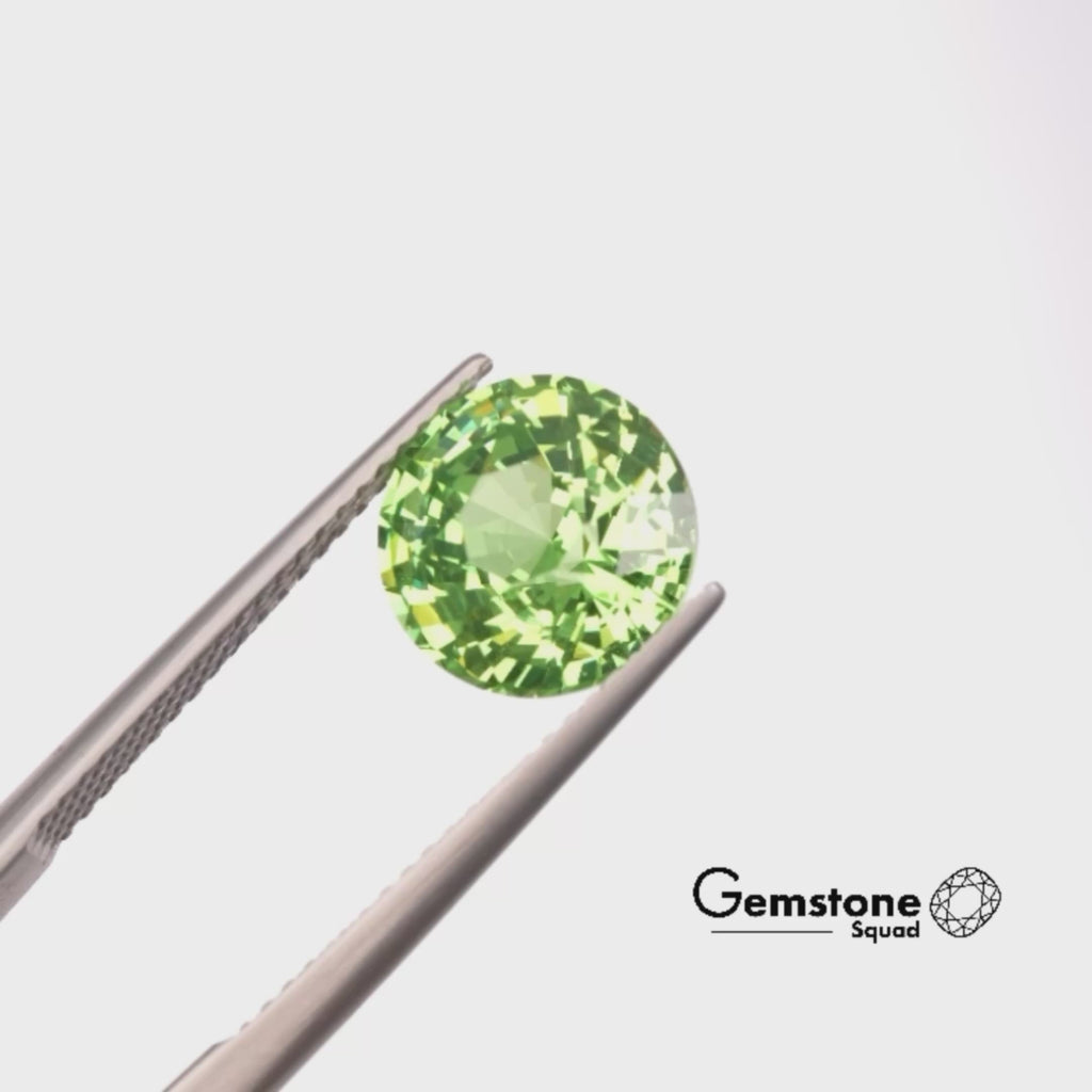 Natural Vivid Green Tsavorite | 4.10 Carats | East Africa | Round | Certified
